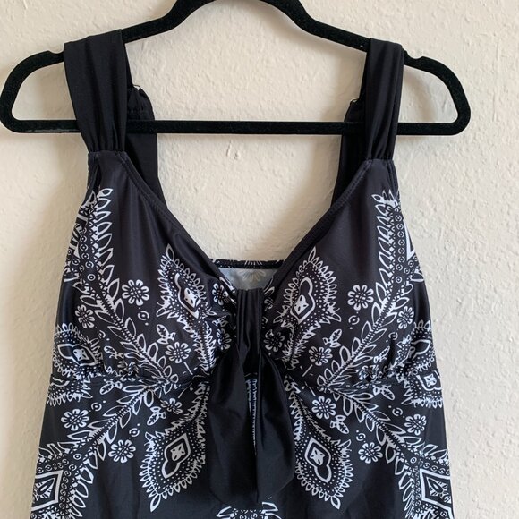 Danify Women's Plus Size US 18 Tankini Swim Dress Black White Paisley - Picture 3 of 7